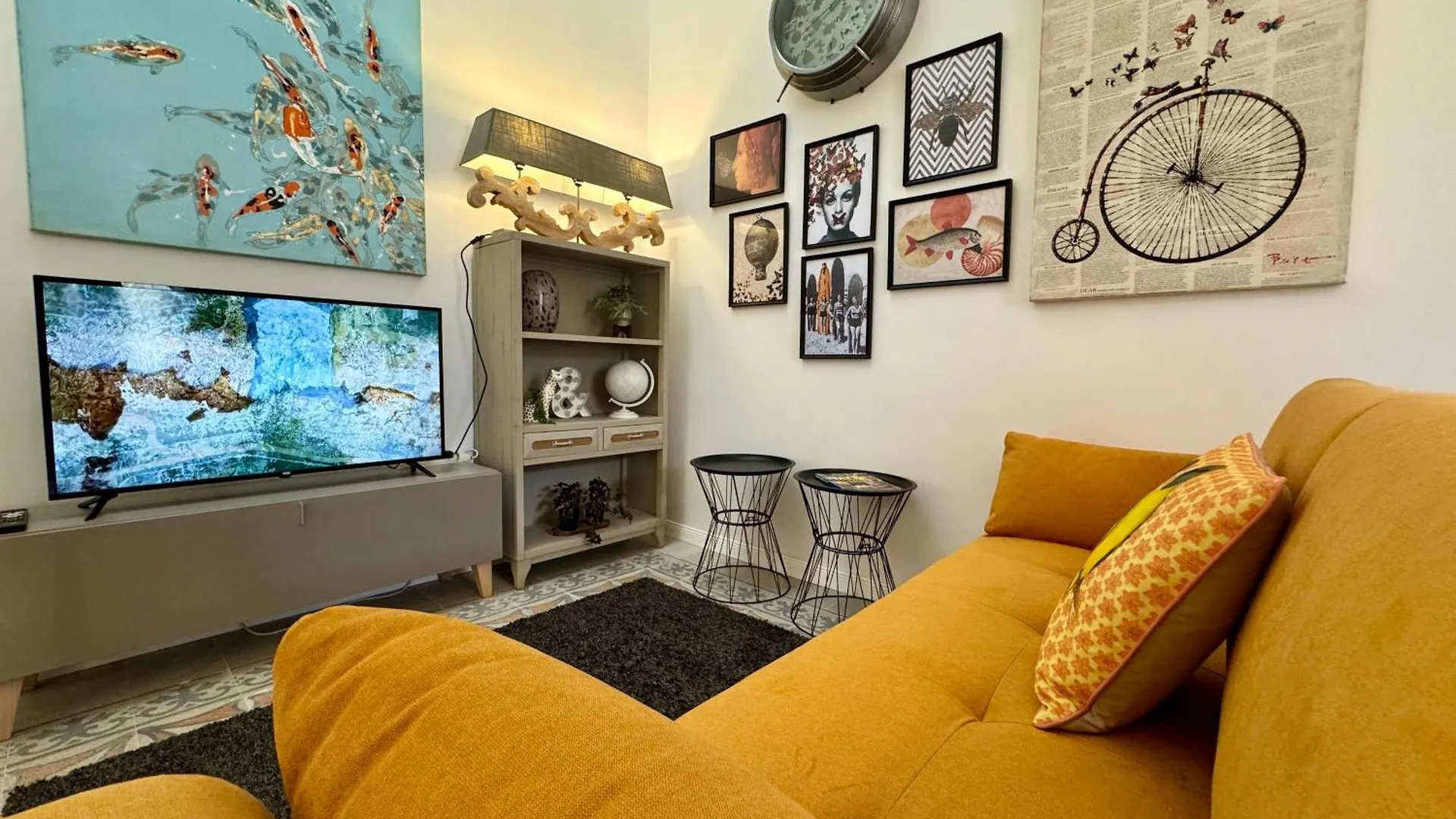 Stylish Boutique Duplex Apartment Home - Orange - 2 Double Bedrooms Hamrun