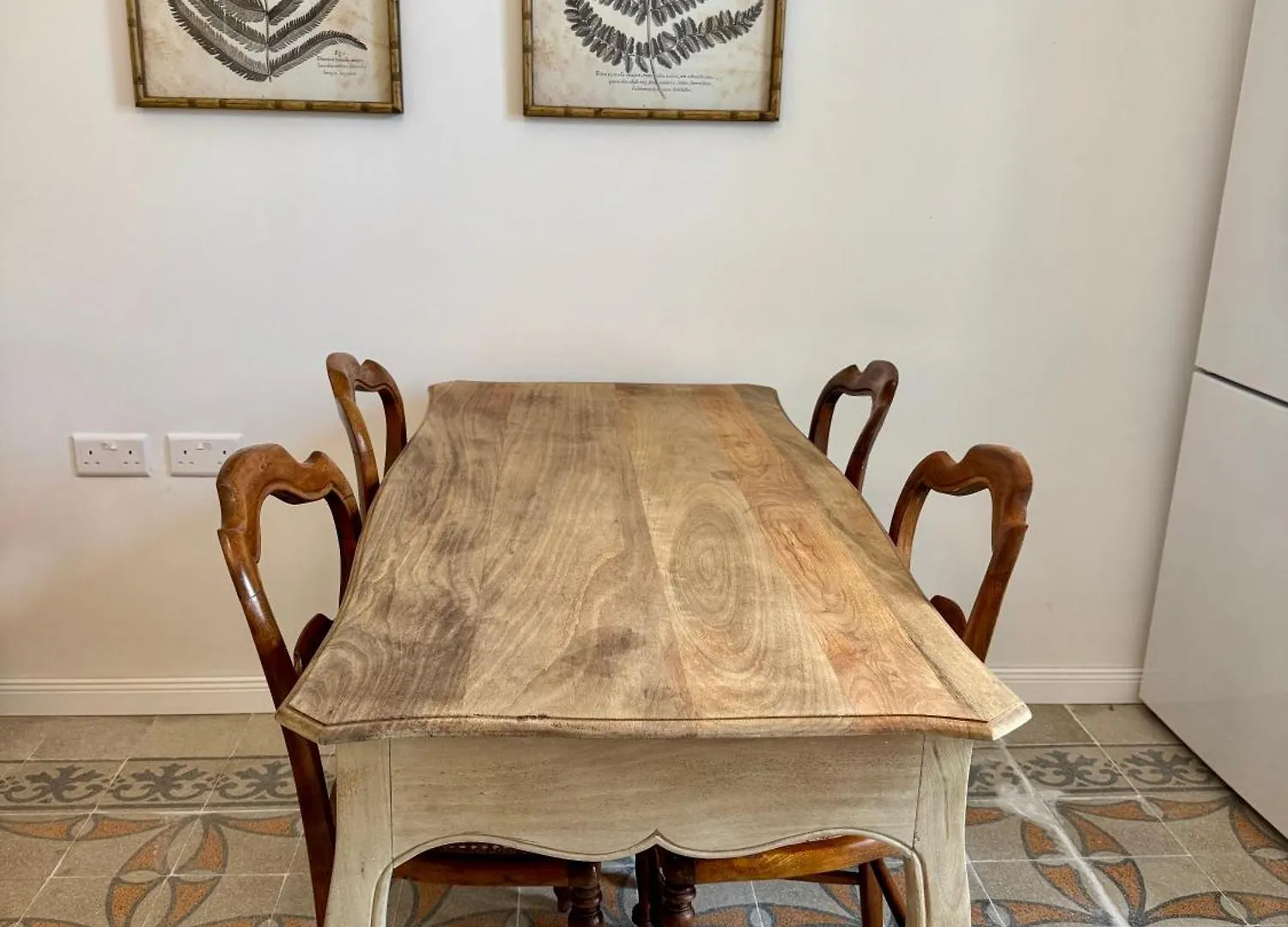 Stylish Boutique Duplex Apartment Home - Orange - 2 Double Bedrooms Hamrun