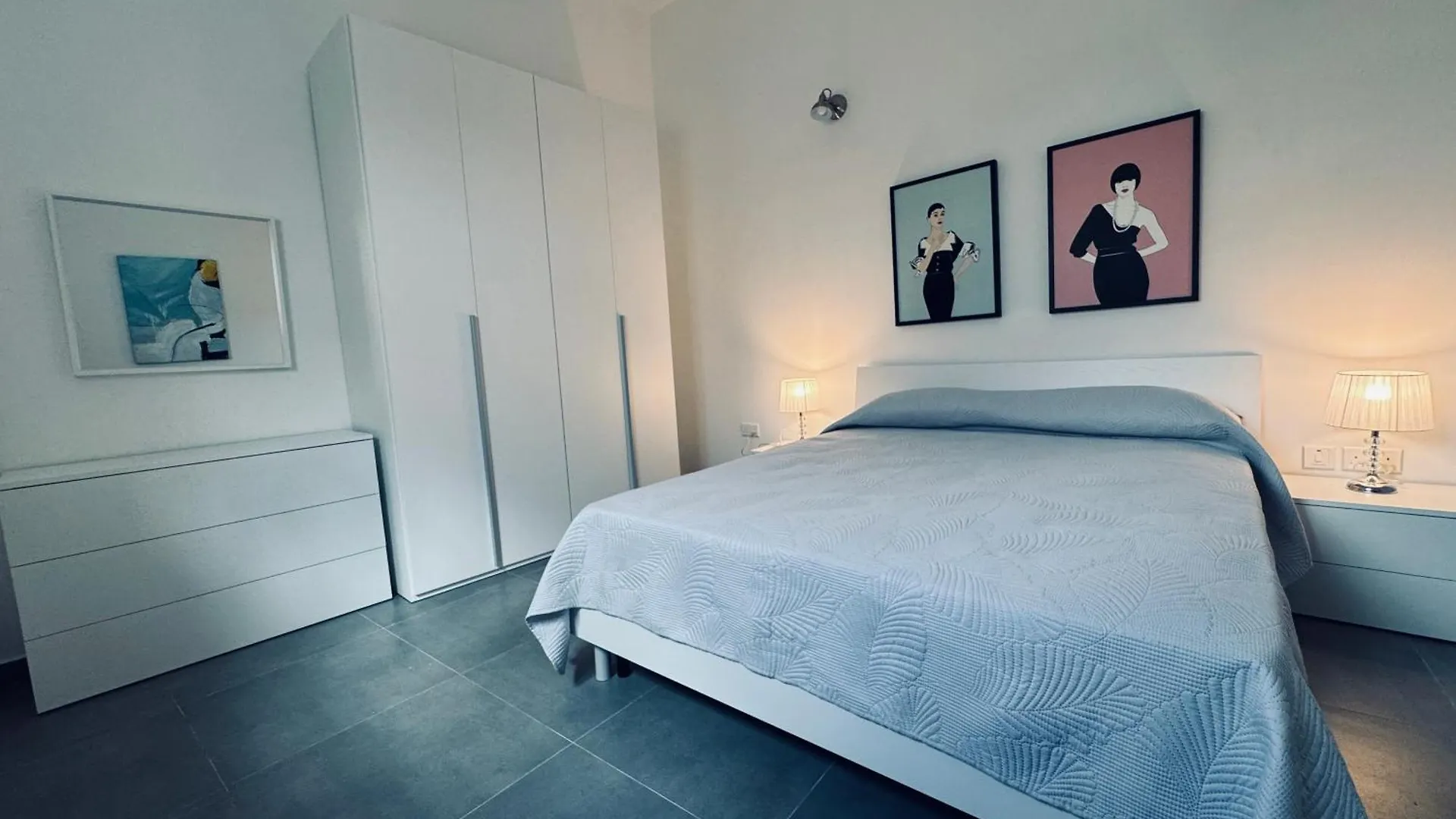 Stylish Boutique Duplex Apartment Home - Orange - 2 Double Bedrooms Hamrun